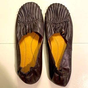 Chocolat Blu pleated ballet flats shoes size 11